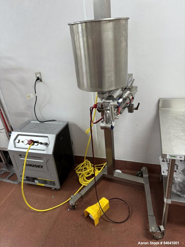 https://ww2.aaronequipment.com/Images/ItemImages/Bakery-Equipment/Bakery-Equipment/Unifiller-Compact-PL-SV_54641001_aa.jpeg