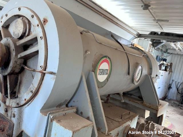 https://ww2.aaronequipment.com/Images/ItemImages/Centrifuges/Decanter/Pieralisi-Jumbo-3_54232001_aa.jpg