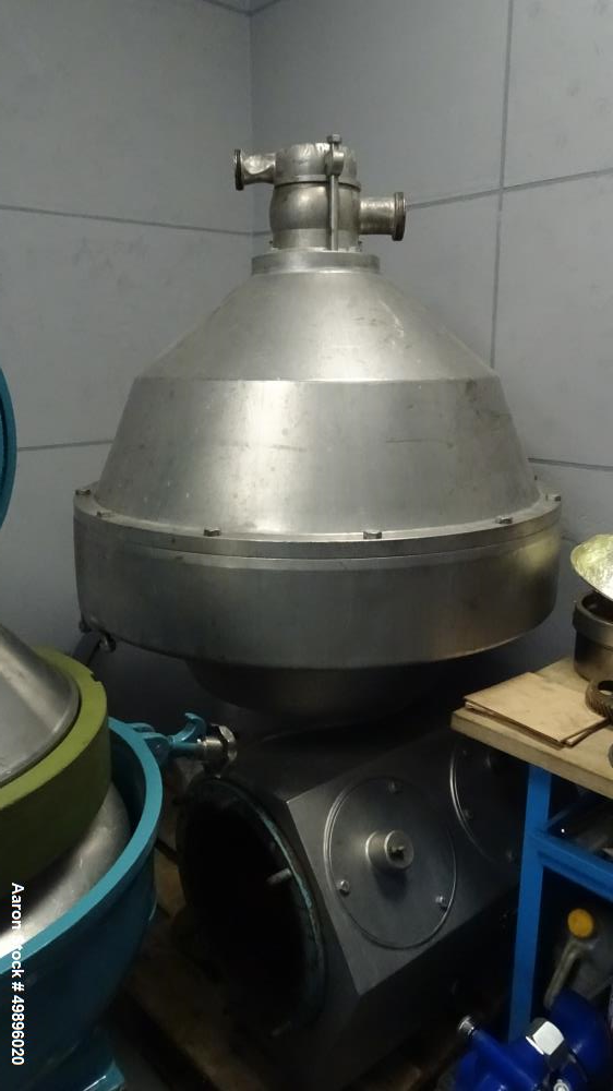 https://ww2.aaronequipment.com/Images/ItemImages/Centrifuges/Disc-Automatic/Alfa-Laval-SRPX-614-HGV-74C_49896020_aa.jpg
