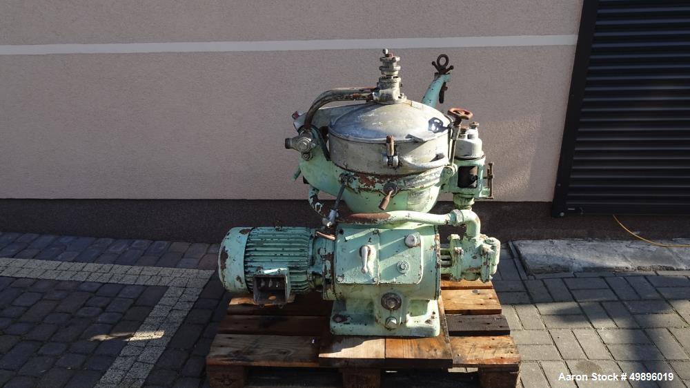 https://ww2.aaronequipment.com/Images/ItemImages/Centrifuges/Disc-Automatic/Alfa-Laval_49896019_aa.jpg