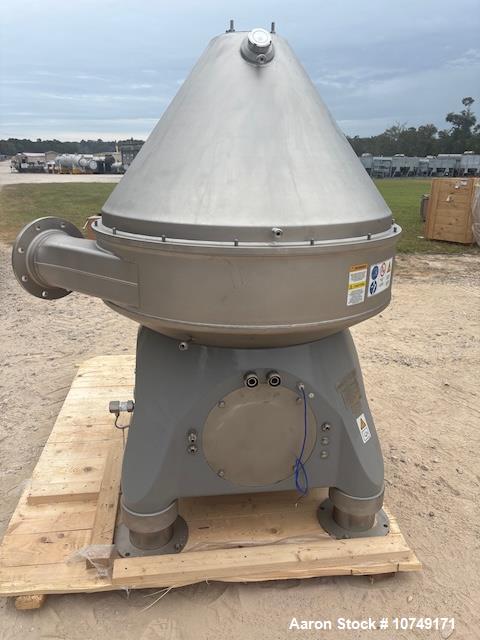 https://ww2.aaronequipment.com/Images/ItemImages/Centrifuges/Disc-Automatic/GEA-Westfalia-RSI-300-01-072_10749171_aa.jpg