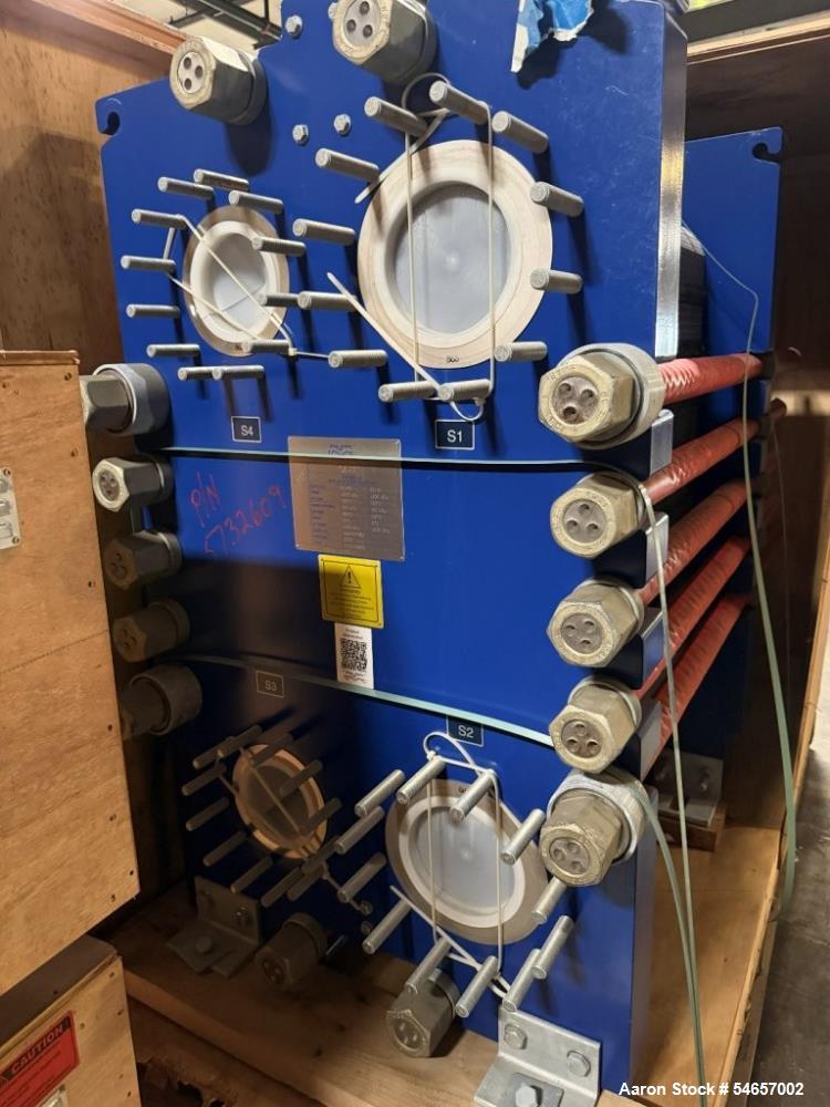 https://ww2.aaronequipment.com/Images/ItemImages/Heat-Exchangers/Plate-Type/Alfa-Laval-TK20-BWFX_54657002_aa.jpg