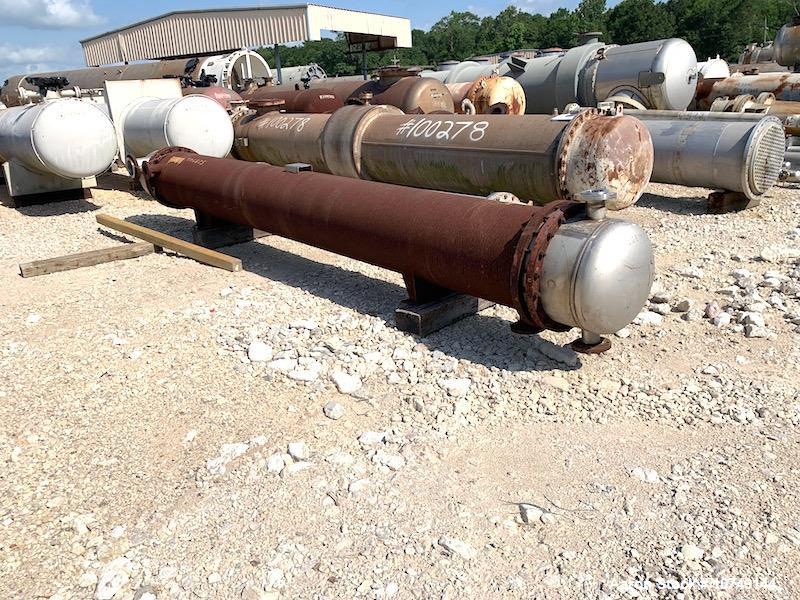 https://ww2.aaronequipment.com/Images/ItemImages/Heat-Exchangers/Shell-and-Tube-Stainless/Perry-Products_10749144_aa.jpg