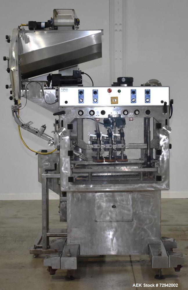 https://ww2.aaronequipment.com/Images/ItemImages/Packaging-Equipment/Cappers-Quill-Automatic-Inline/Acasi-TCAP-6VER_72942002_aa.jpg