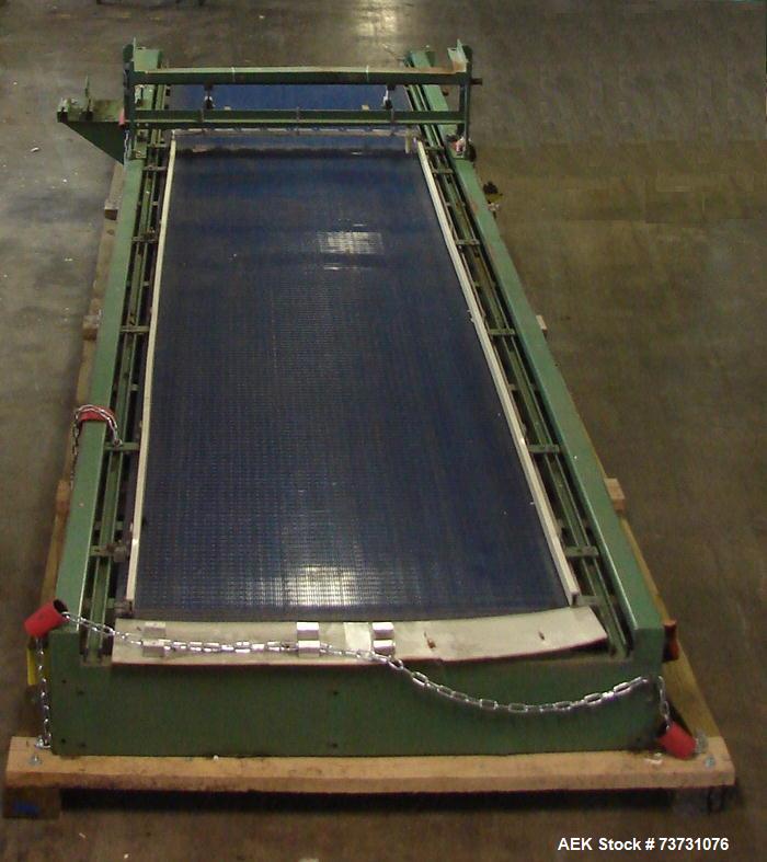 https://ww2.aaronequipment.com/Images/ItemImages/Packaging-Equipment/Unscramblers-Accumulation-Tables/3500-NA_73731076_aa.jpg