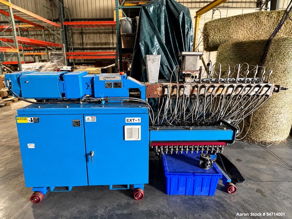 https://ww2.aaronequipment.com/Images/ItemImages/Plastics-Equipment/Extruders-Twin-Screw-CoRotate/Coperion-ZSK-26_54714001_aa.jpg