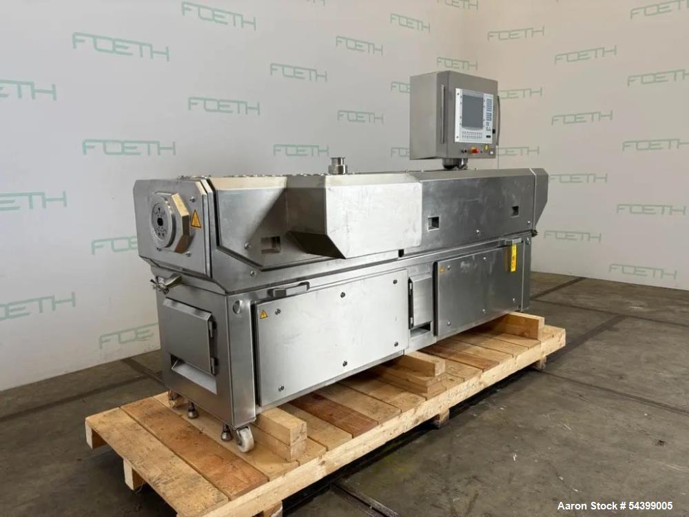 https://ww2.aaronequipment.com/Images/ItemImages/Plastics-Equipment/Extruders-Twin-Screw-CoRotate/Leistritz-Corporation-ZSE-27-HP-PH-40D_54399005_aa.jpg