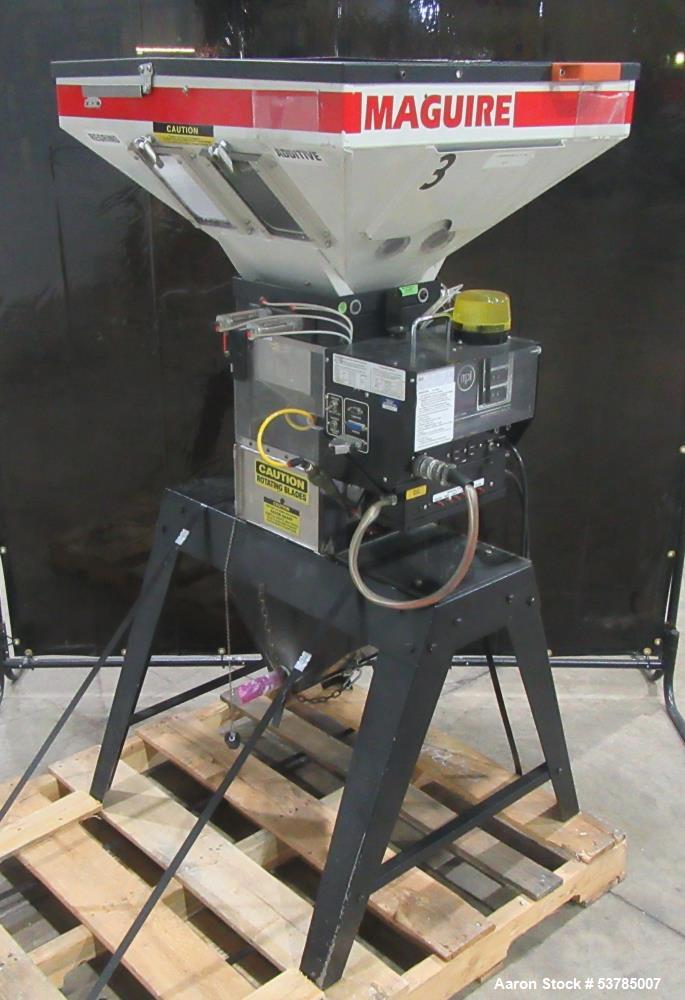 https://ww2.aaronequipment.com/Images/ItemImages/Plastics-Equipment/Hopper-Blending-Feeding-Equipment/Maguire-WSB-131_53785007_ad.jpg