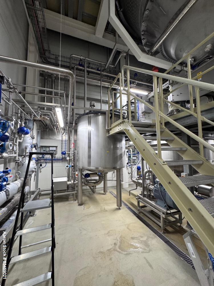 https://ww2.aaronequipment.com/Images/ItemImages/Silos/Silos/GEA-Process-Engineering_53459021_ar.jpg