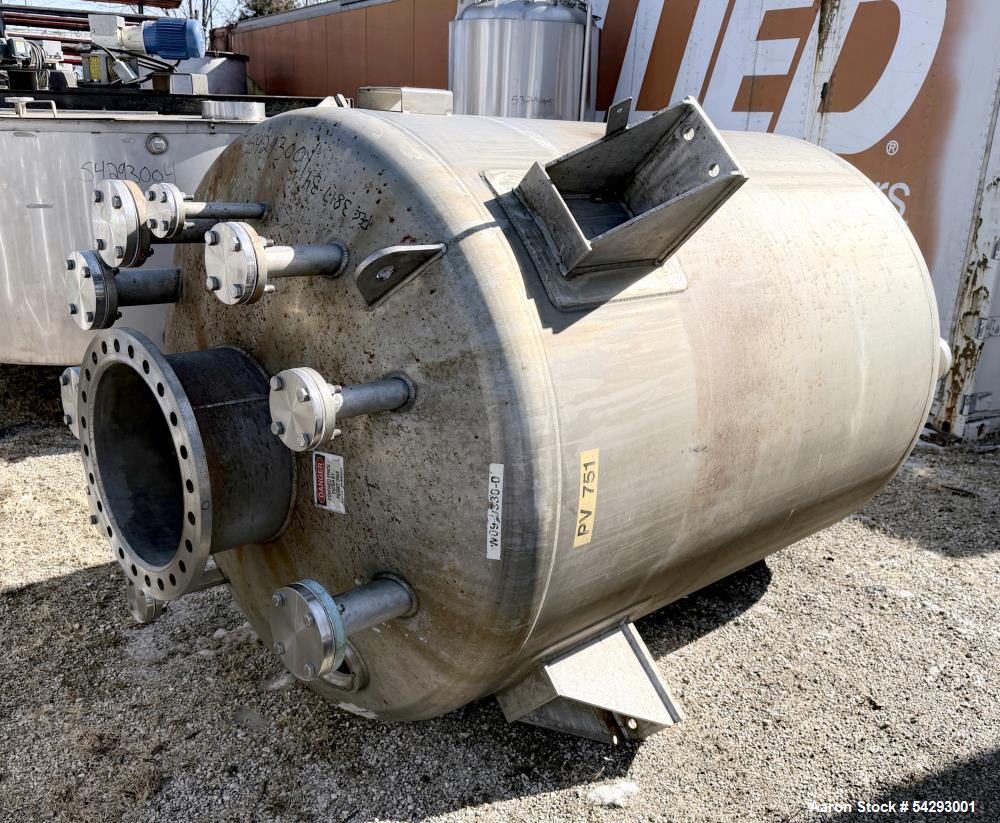 https://ww2.aaronequipment.com/Images/ItemImages/Tanks/Alloy/Perry-Products_54293001_aa.jpg