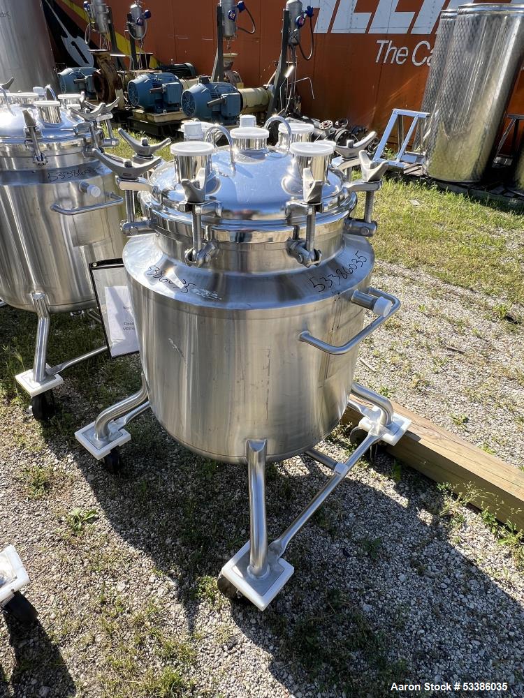 https://ww2.aaronequipment.com/Images/ItemImages/Tanks/Stainless-0-499-Gal/53386035_aa.jpg