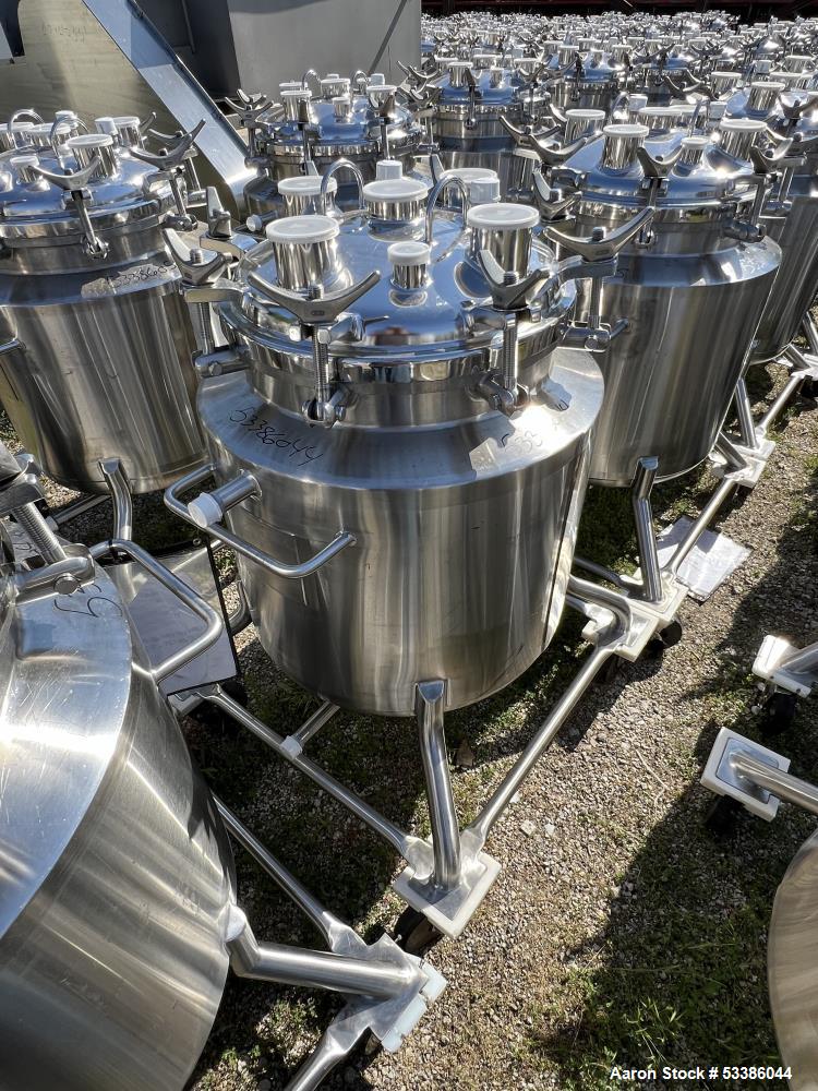 https://ww2.aaronequipment.com/Images/ItemImages/Tanks/Stainless-0-499-Gal/53386044_aa.jpg