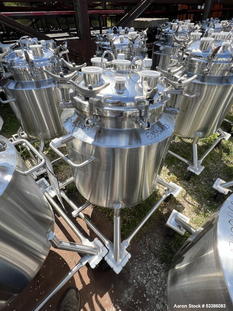 https://ww2.aaronequipment.com/Images/ItemImages/Tanks/Stainless-0-499-Gal/53386083_aa.jpg