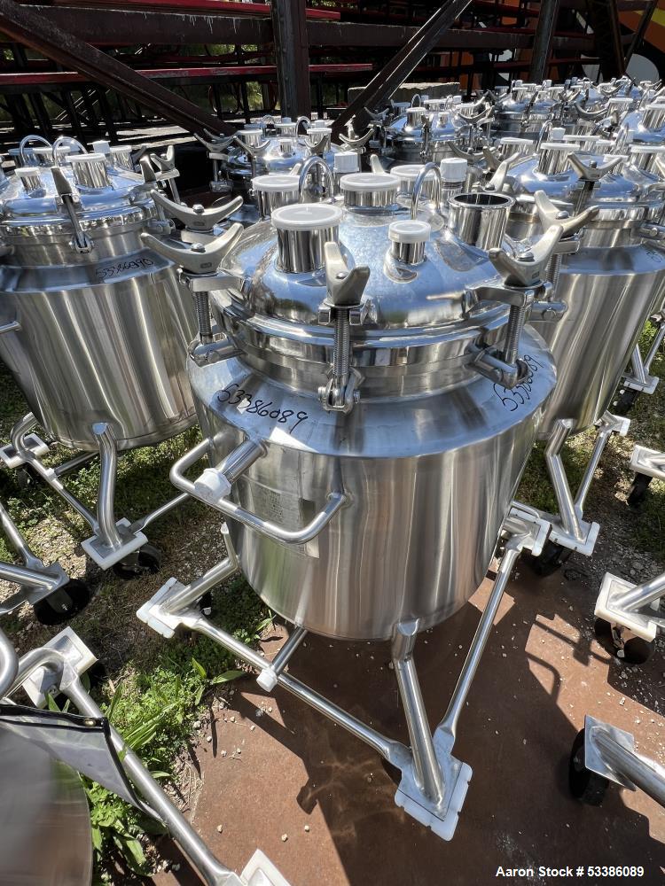 https://ww2.aaronequipment.com/Images/ItemImages/Tanks/Stainless-0-499-Gal/53386089_aa.jpg