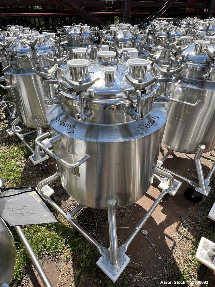 https://ww2.aaronequipment.com/Images/ItemImages/Tanks/Stainless-0-499-Gal/53386093_aa.jpg