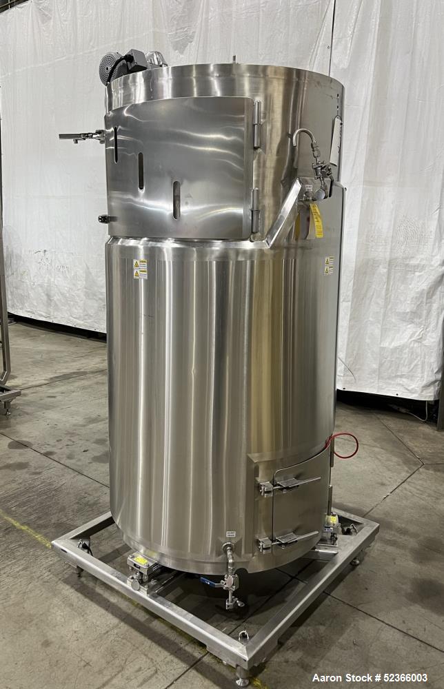 https://ww2.aaronequipment.com/Images/ItemImages/Tanks/Stainless-0-499-Gal/Thermo-Scientific-HyClone_52366003_aa.jpeg