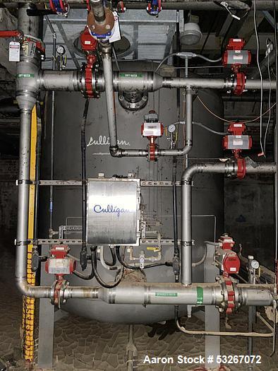 https://ww2.aaronequipment.com/Images/ItemImages/Tanks/Stainless-1000-4999-Gal/Culligan_53267072_aa.jpg